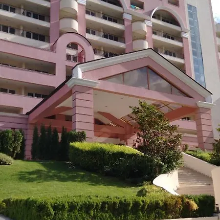 Private Apartment In Sunny Beach Apartment *