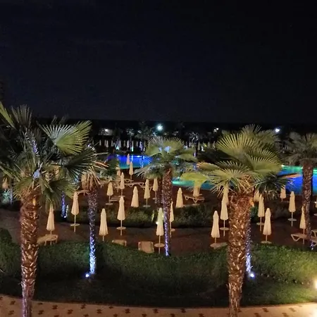 Private Apartment In Sunny Beach شقة ساني بيتش